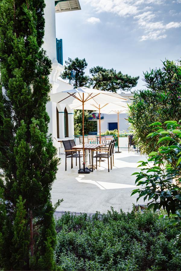 The Originals Boutique La Villa Ouest & Spa Saint-Palais-sur-Mer Esterno foto